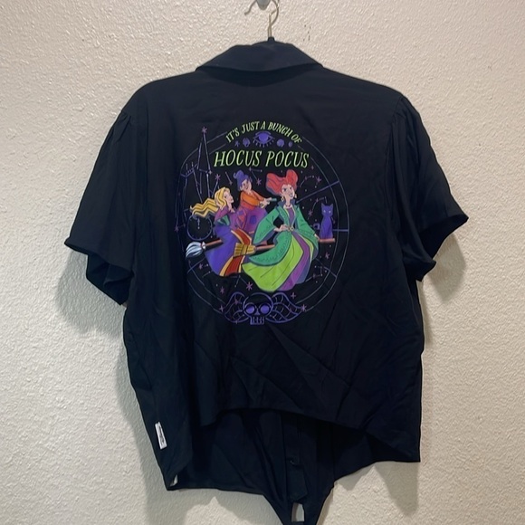 NEW Disney Her Universe Women XXL Hocus Pocus Tie Front Shirt Sanderson Sisters - Picture 8 of 11